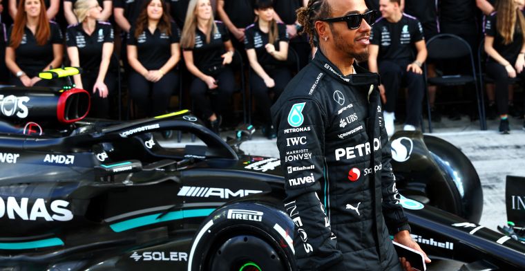 Em sua rede social, Mercedes afirma que Hamilton é o GOAT da F1