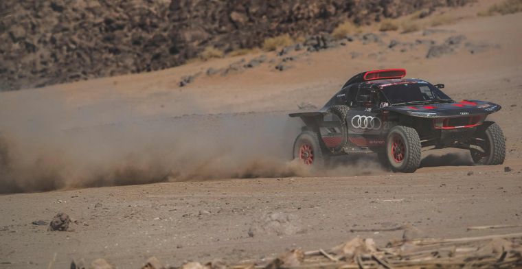 Carlos Sainz wins Dakar Rally for fourth time, first time with Audi