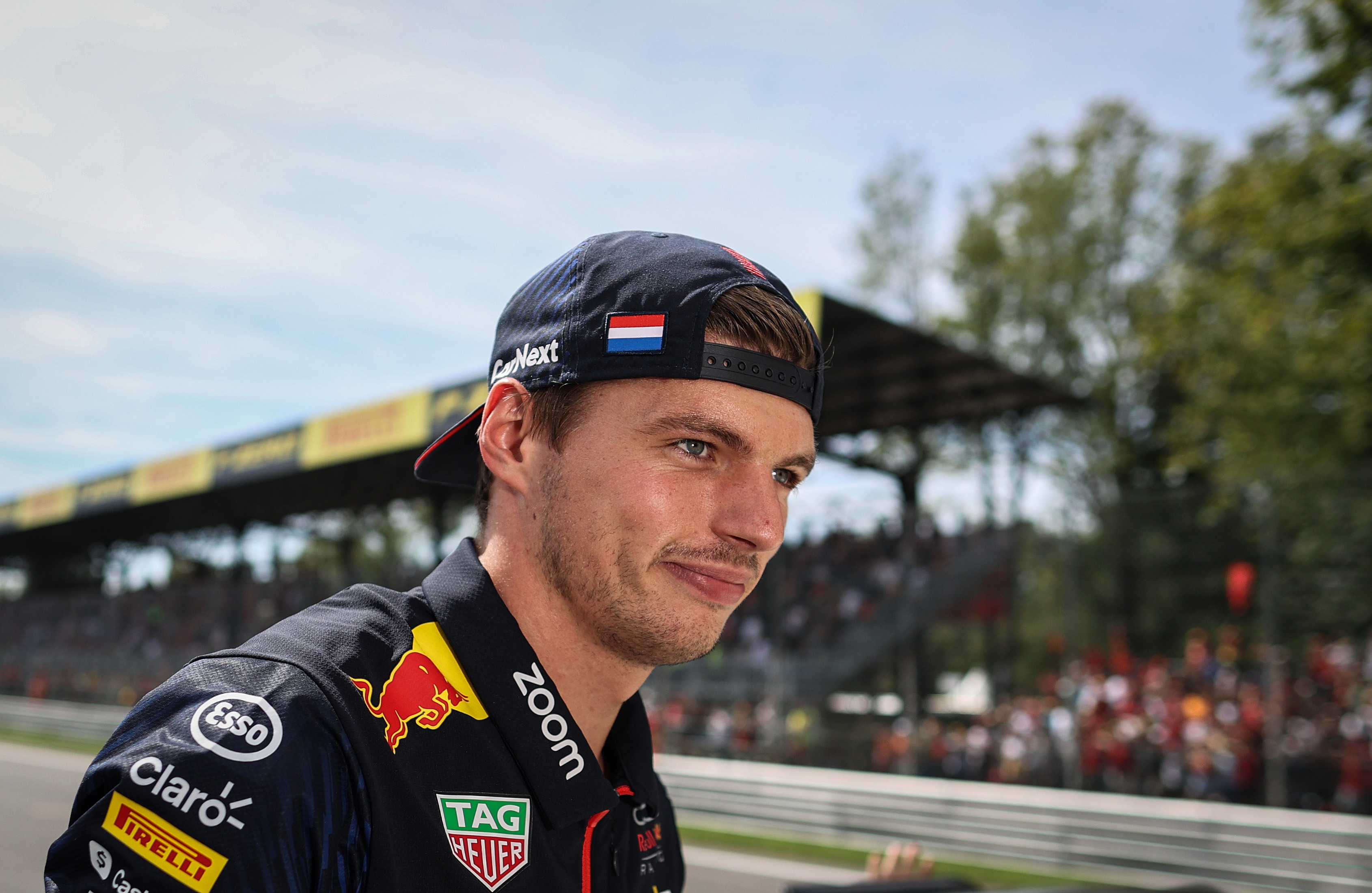 Hakkinen holds back on predicting a Verstappen title in 2024 - GPblog