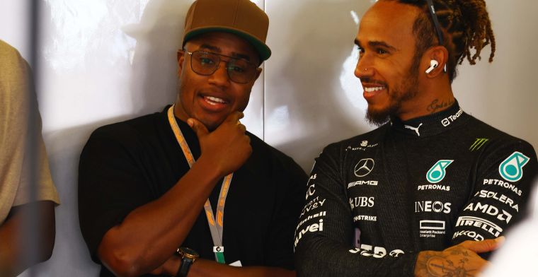 Hamilton chez Ferrari : toutes les rumeurs, détails et réactions en un coup d'œil