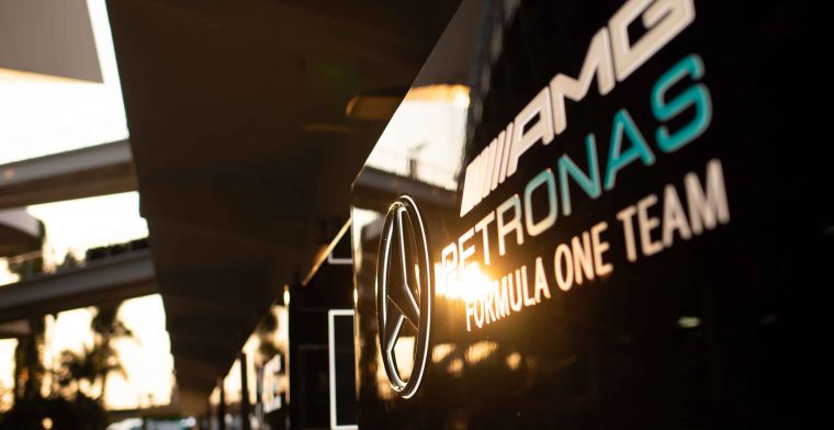 Un nom surprenant montre un intérêt pour le siège Mercedes de Hamilton 