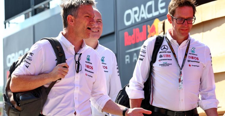 'Rival team tried to hijack Mercedes technical director'