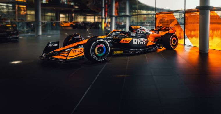 Photos de la McLaren MCL38 de Norris et Piastri sous tous les angles