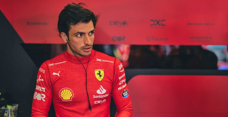 Sainz adds surprising detail: 'Hamilton knocked on Ferrari's door'