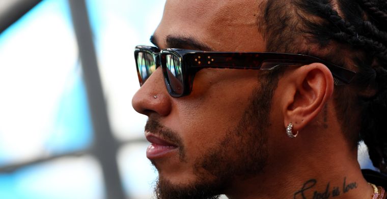 Hamilton non si preoccupa della pressione in Ferrari