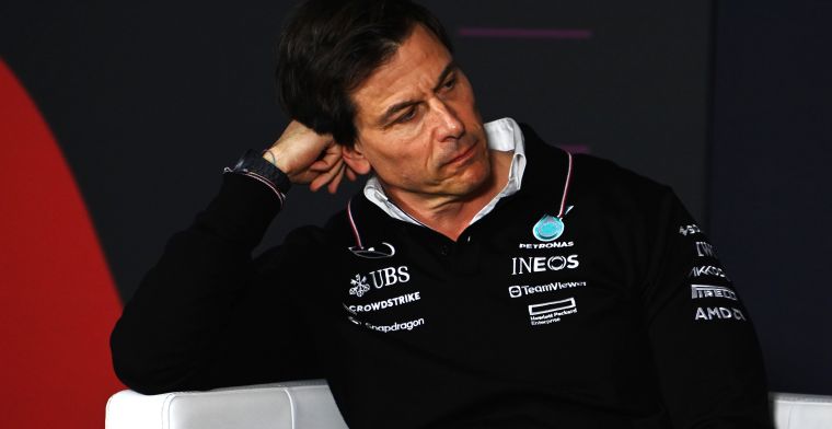 Wolff réagit après l'accident de Mercedes sur le circuit d'Imola