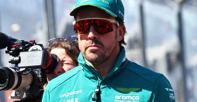 ¿Causó Alonso un choque con Russell? 'Estaba centrado delante de mí'