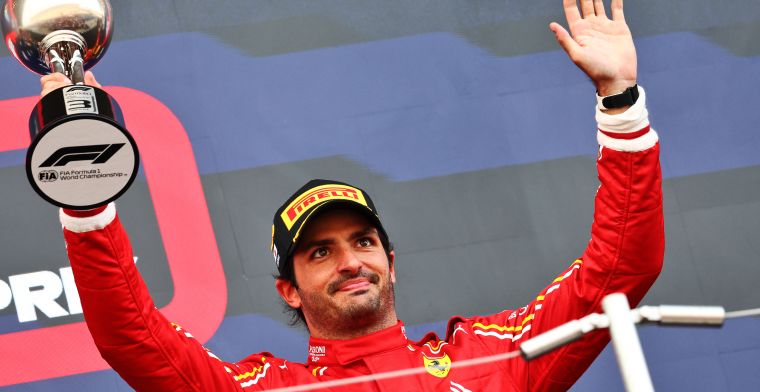 Es Leclerc quien debería dejar Ferrari en 2025, no Sainz