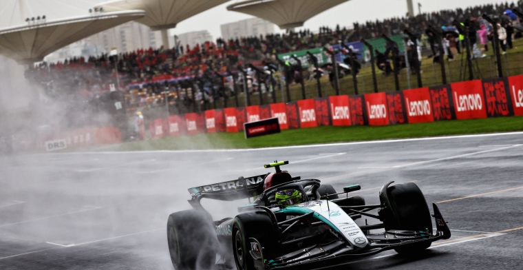 Hamilton reage à primeira fila para a Sprint na China: Muito feliz