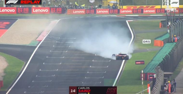 Drapeau rouge lors des qualifications du GP de Chine : Sainz heurte le mur avec sa Ferrari