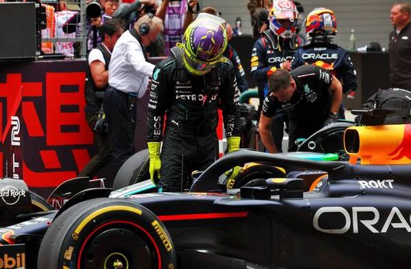 Red Bull provoca a Mercedes y Hamilton con un post en las redes sociales