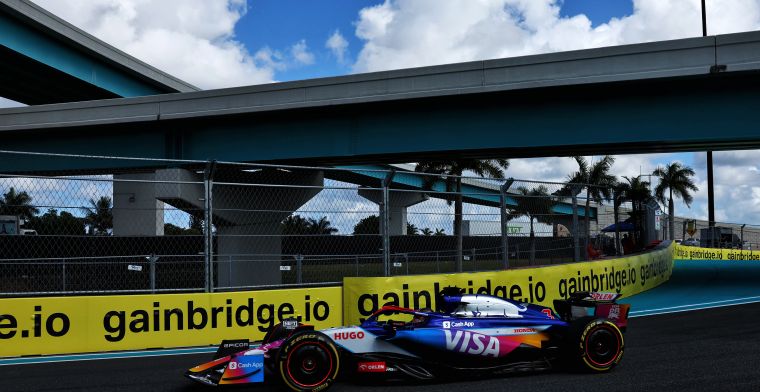 Ricciardo suma sus primeros puntos, Leclerc achica la brecha con Pérez